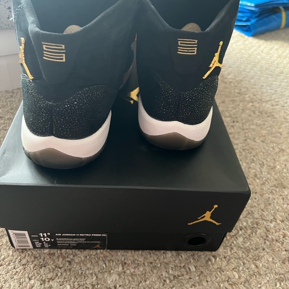 AIR JORDAN 11 RETRO PREM HC - Picture 2 of 4